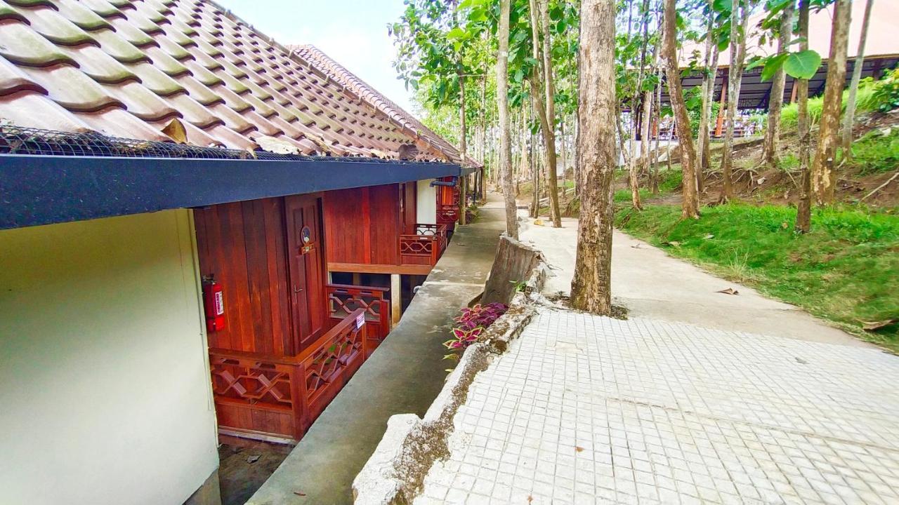 Kasuari Exotic Resort Magelang Eksteriør bilde