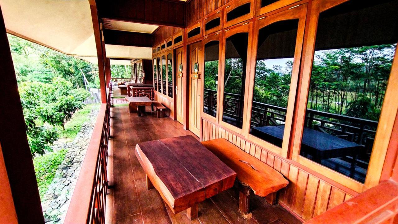 Kasuari Exotic Resort Magelang Eksteriør bilde